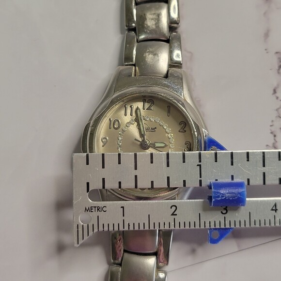 B.U.M. Equipment vintage 1990s crystal 686 stainless steel quartz womens watch - Picture 10 of 10